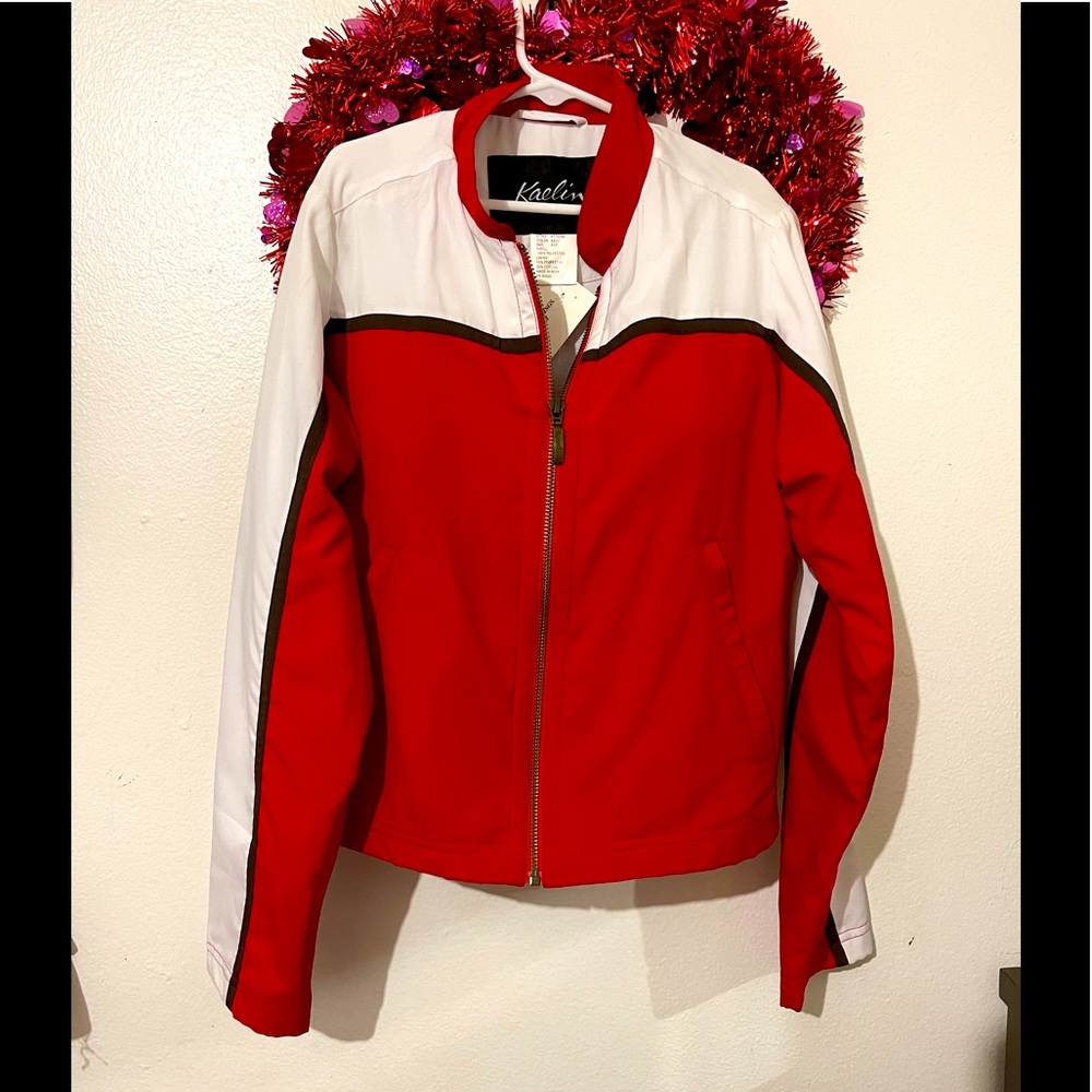 New Karlin sportswear